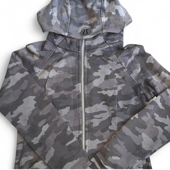 Lululemon Scuba Hoodie Full Zip Size 8 – Grey Camo – Discontinued - Picture 2 of 8
